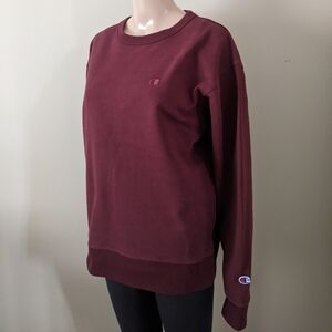 Champion Athletic burgundy crewneck sweater, size medium